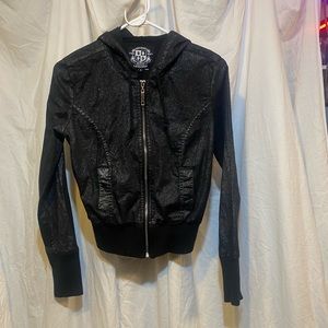 By 26 international black jacket size small